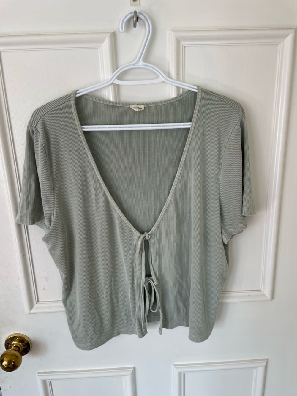 Aritzia - Wilfred Short Sleeve Top - Sage Green 1X